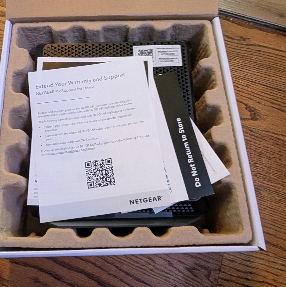 NETGEAR Nighthawk AC1900 Modem Router - Black - Picture 2 of 5